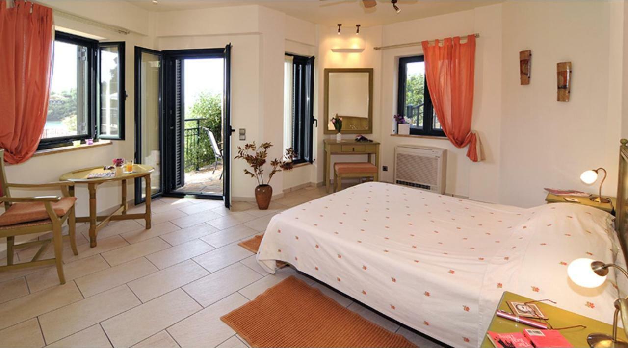 Kalogria Villas Stoupa Exterior photo